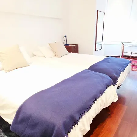 Neguri 5 Y 3 Garden Metro Y Playa * Getxo