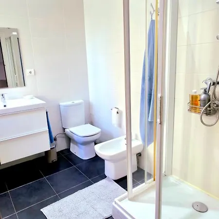 Neguri 5 Y 3 Garden Metro Y Playa Apartman