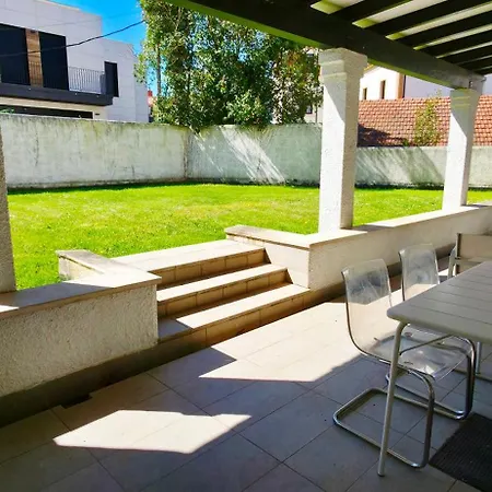 Neguri 5 Y 3 Garden Metro Y Playa * Guecho