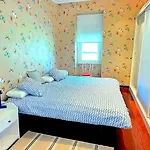 Neguri 5 Y 3 Garden Metro Y Playa * Getxo